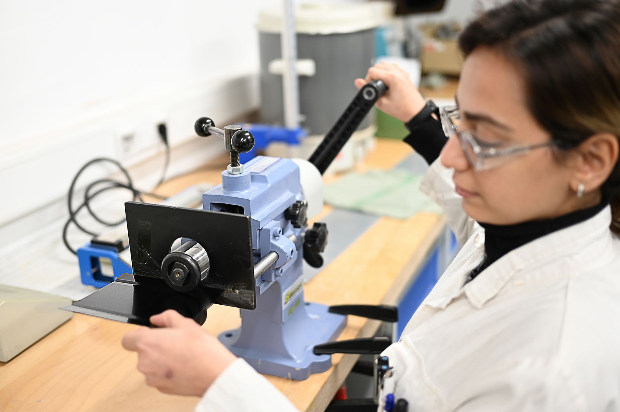 Stress on the roller beading machine